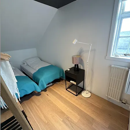 Apartament Urban Escape 2-bedroom Haven With Private Entrance Reykjavík